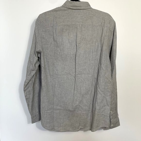 Gap NWT Standard Fit Gray Brushed Button Down Shirt Size Medium - Picture 8 of 9